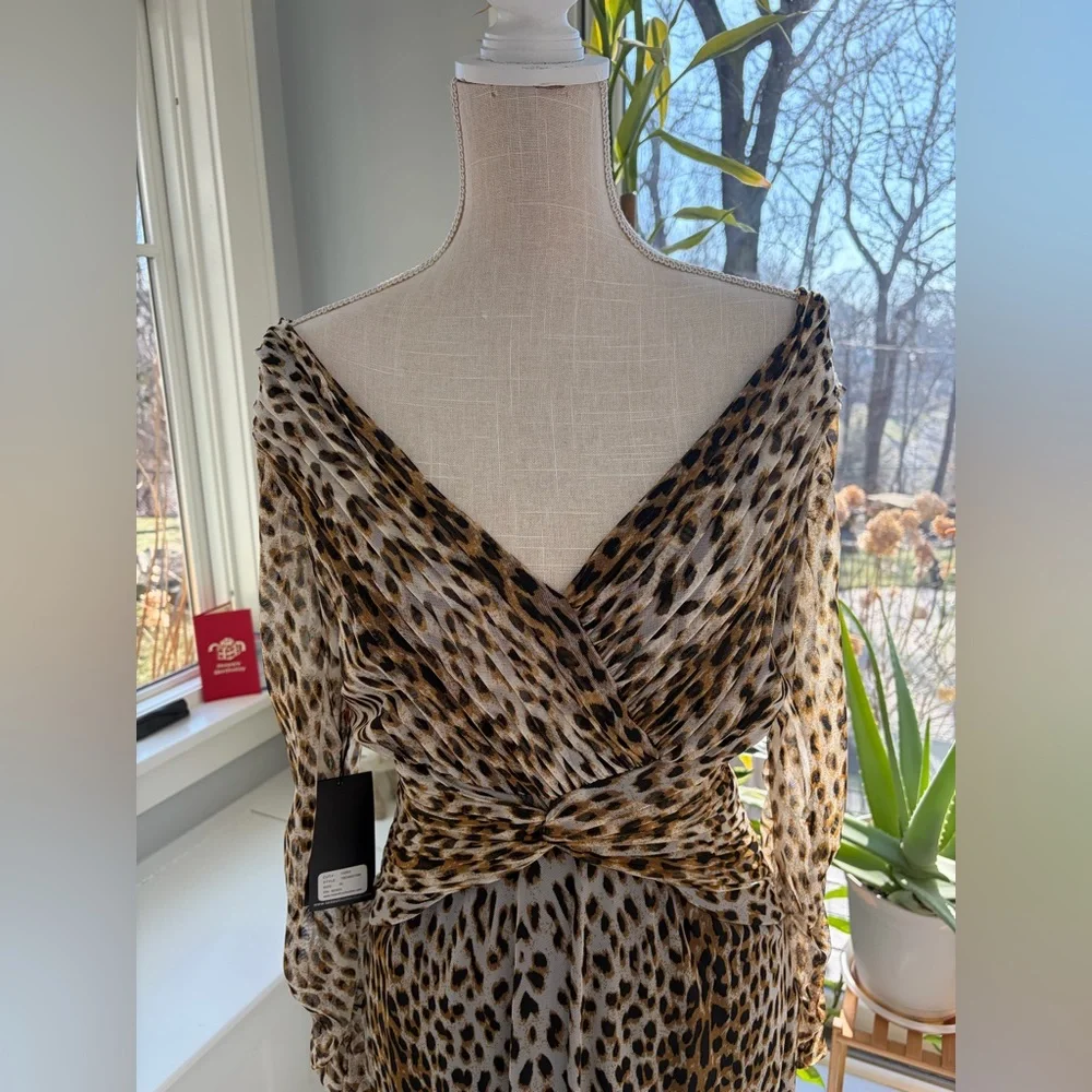 Tadashi Shoji Animal Print Long Sleeve Dress - Picture 10 of 11